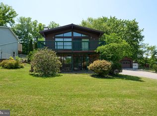 249 Lakeview Dr, Howard, PA 16841