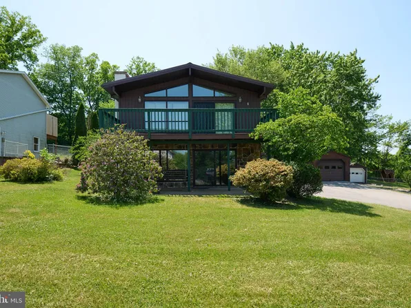 249 Lakeview Dr, Howard, PA 16841