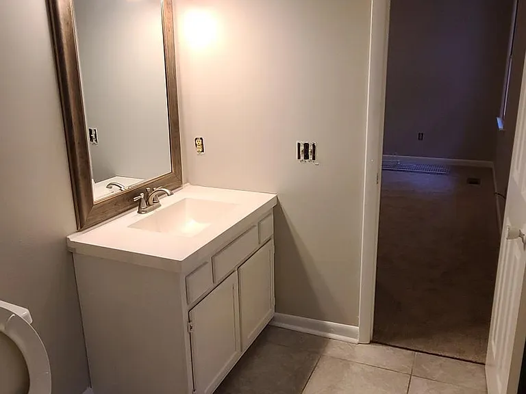 1125 Christina St — Photo 10