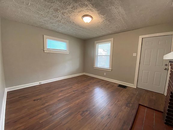 4th image of 695 Frebis Ave
