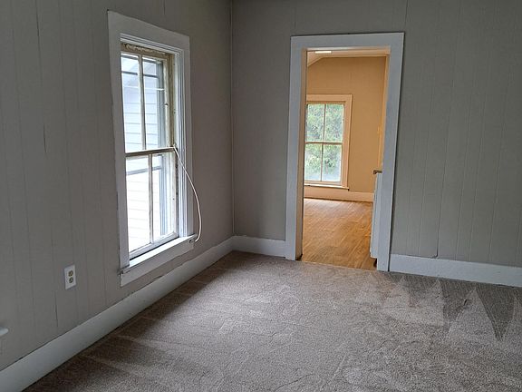5th image of 76 Cherry St APT 2