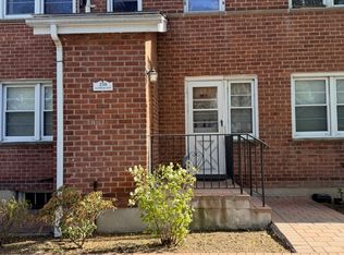 250 Glenbrook Rd #D, Stamford, CT 06906