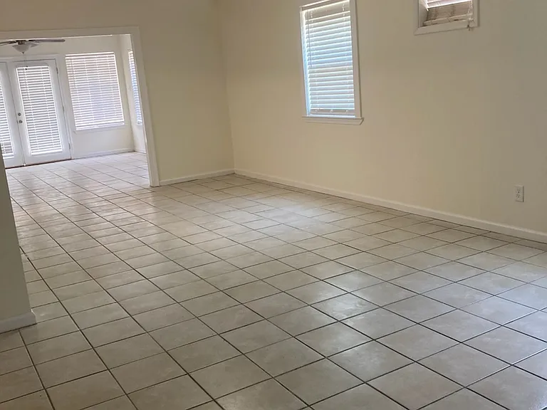 497 Gay Ave — Photo 5