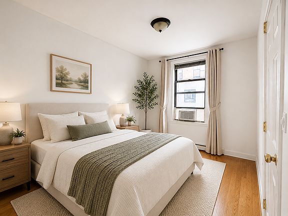 5th image of 261 Manhattan Ave APT 4