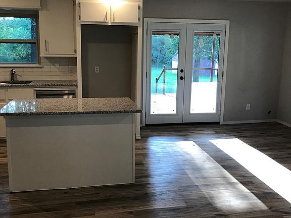 Kitchen and breakfast nook