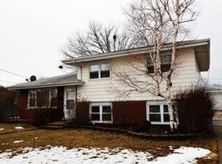 10358 Barnard Dr, Chicago Ridge, IL 60415