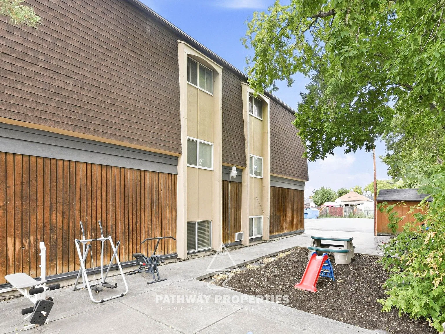 Riviera West Apartments — Photo 3