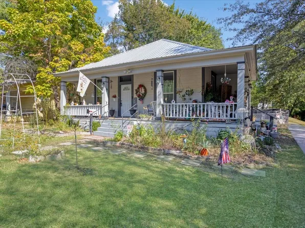 203 19th St SE, Paris, TX 75460