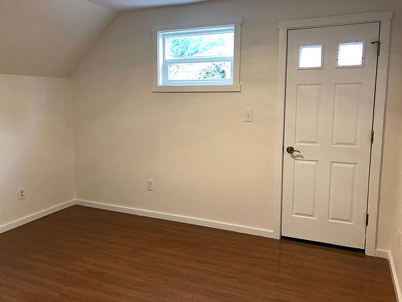 5th image of 1552 1/2 Behrens St #Source