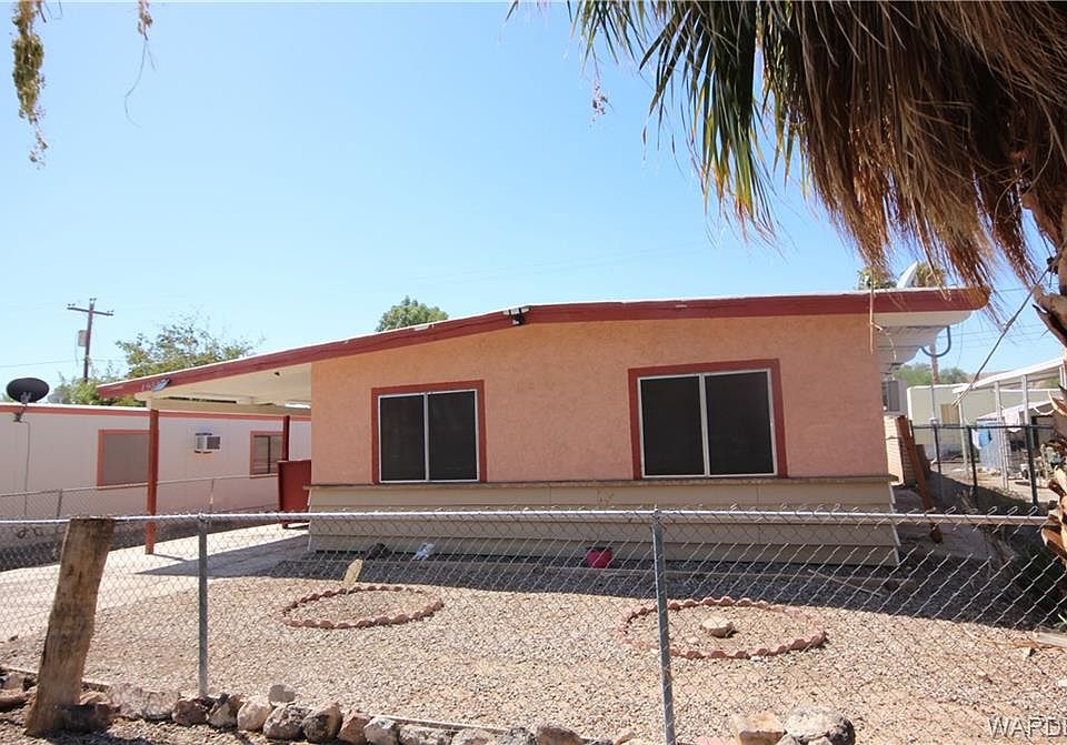 1st image of 1951 W Riverbend Cir