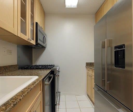 5th image of 154 E 29th St #403