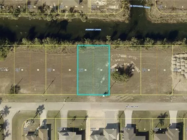 903 NE 32nd Ter, Cape Coral, FL 33909