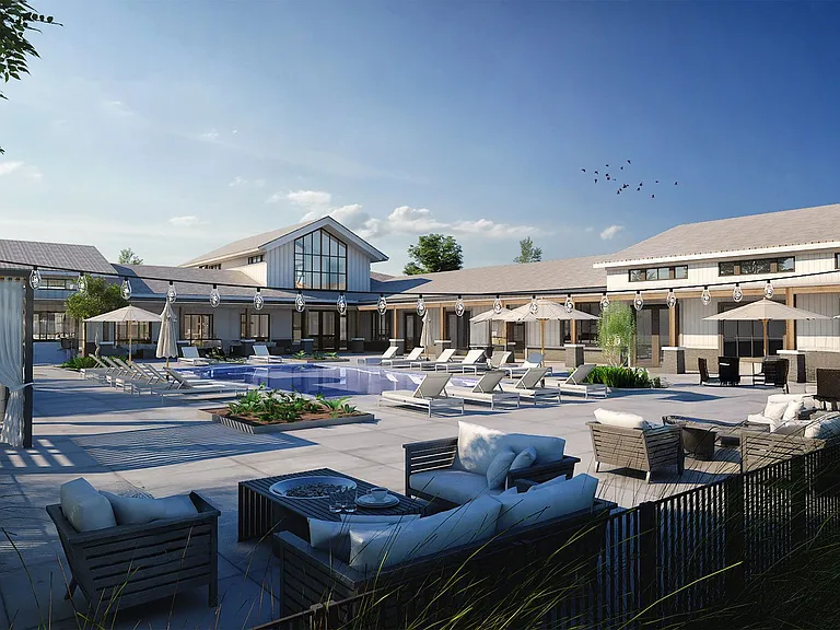 Outdoor Resort Style Swimming Pool
