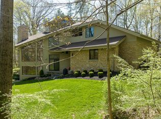 347 Morgan Ln, Gahanna, OH 43230