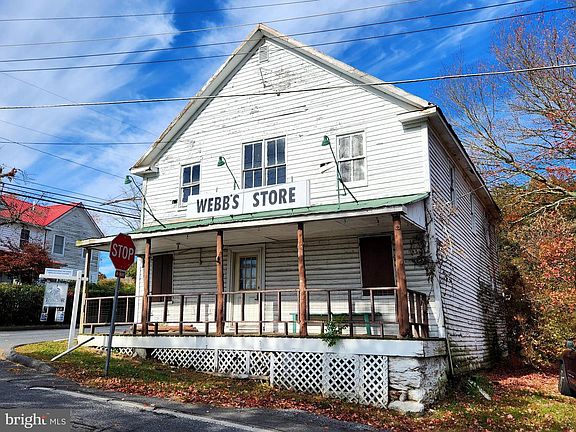 2nd image of 26506 Clarksburg Rd