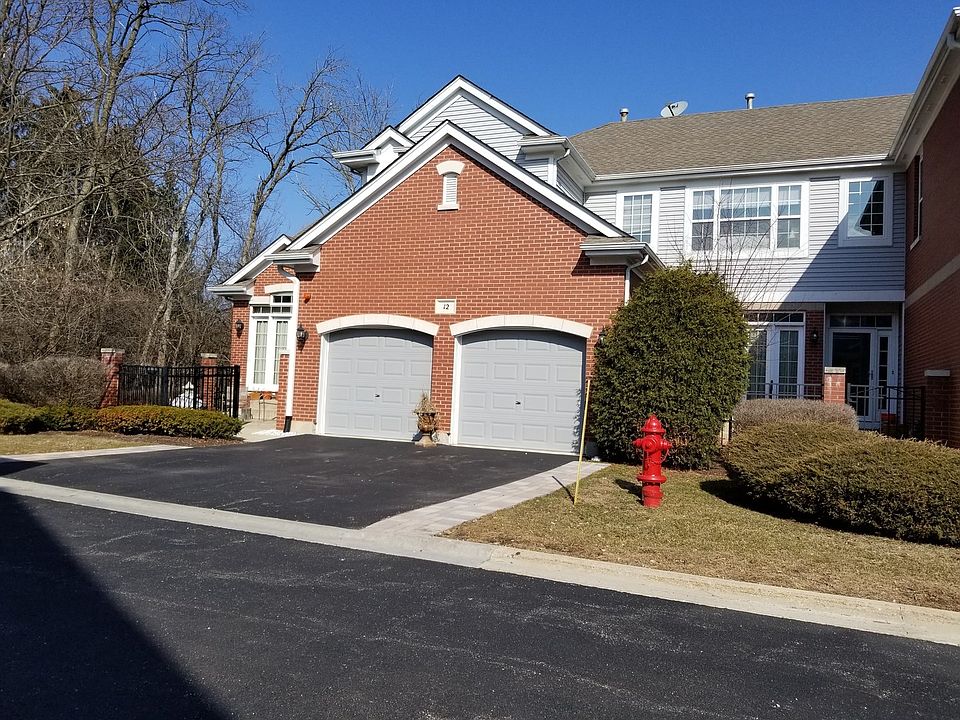 1st image of 12 Lakebreeze Ct