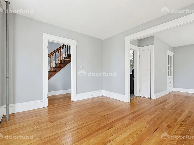 121 Delmont Ave — Photo 15