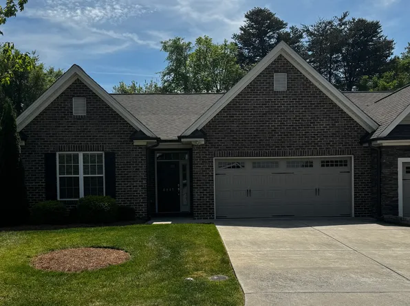6047 Sunny Brook Dr, Clemmons, NC 27012