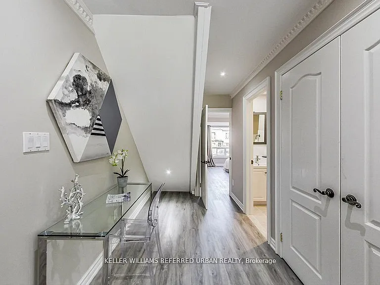 43 Northcote Ave #MAIN — Photo 8