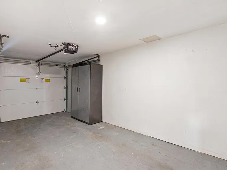 38 Woodcliff Ave — Photo 35