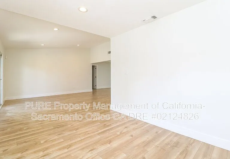 5713 Mesa Verde Cir — Photo 3
