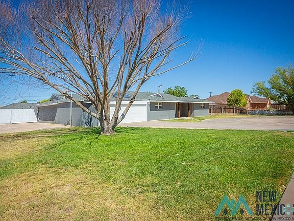 3rd image of 1200 Hall Dr