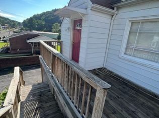 1509 Stadium Dr, Bluefield, WV 24701