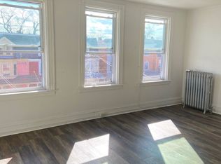 351 E New St, Lancaster, PA 17602