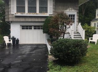 42 Valley Ter, Rye Brook, NY 10573