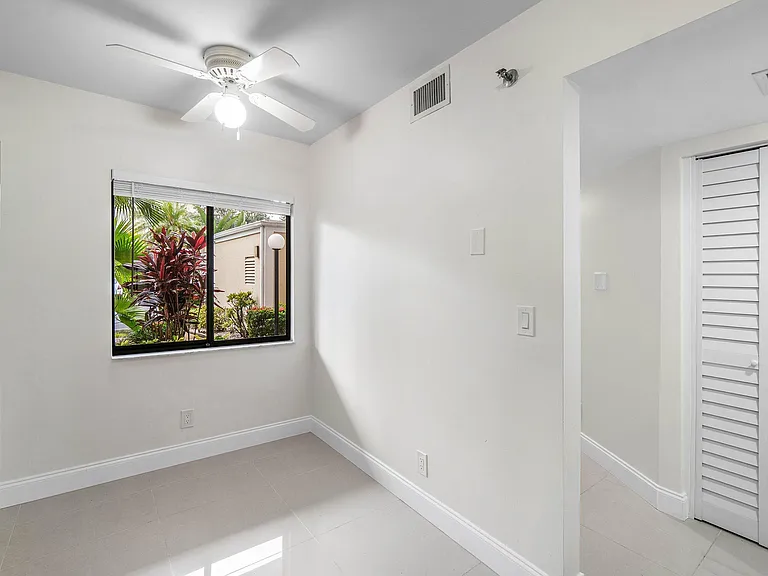 7290 Kinghurst Dr #106 — Photo 17