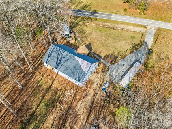 6027 Campbell Rd, York, SC 29745