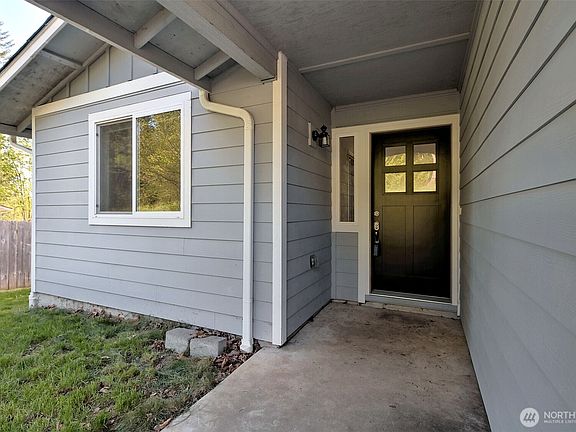 3rd image of 150 E Panorama Drive