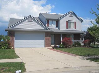 40969 Westfield Cir, Canton, MI 48188