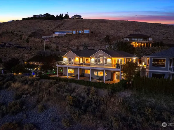 474 Lower Daniels Drive, East Wenatchee, WA 98802