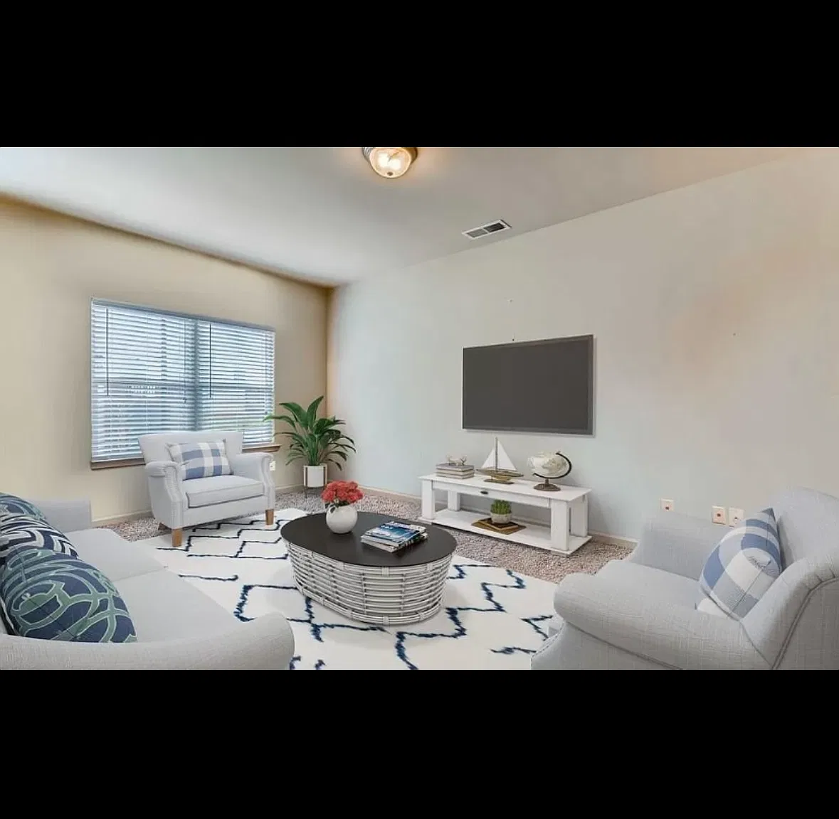 3 bed, 1784 sqft, $1,925 — Photo 2