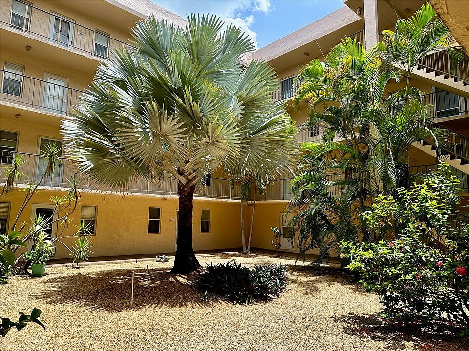 1st image of 2811 Somerset Drive #311