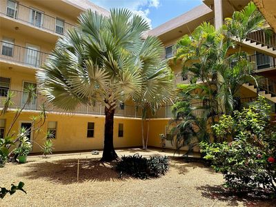 2811 Somerset Drive #311, Lauderdale Lakes, FL, 33311