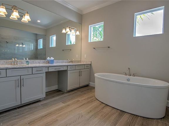 3rd image of 18173 Wildblue Blvd