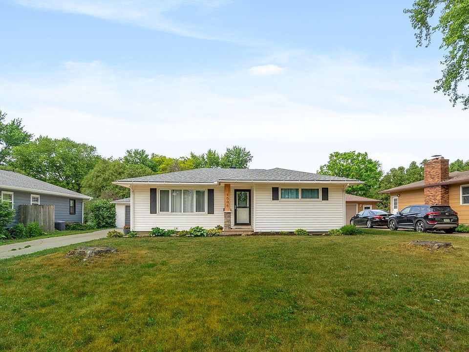 1st image of 1006 Royal Dr