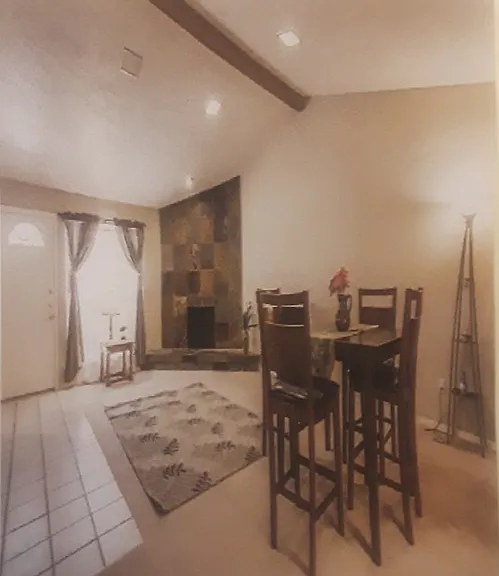 300 Candlewood Pl — Photo 4