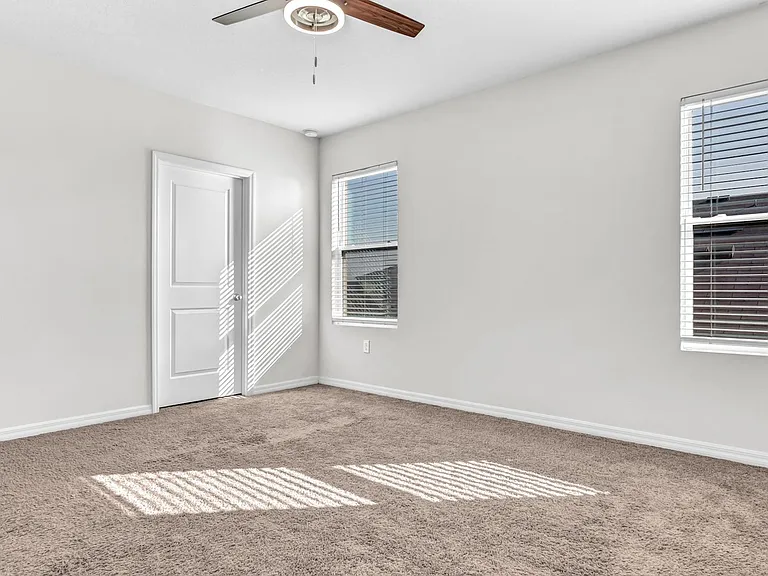 3097 Suncoast Plains Dr — Photo 20