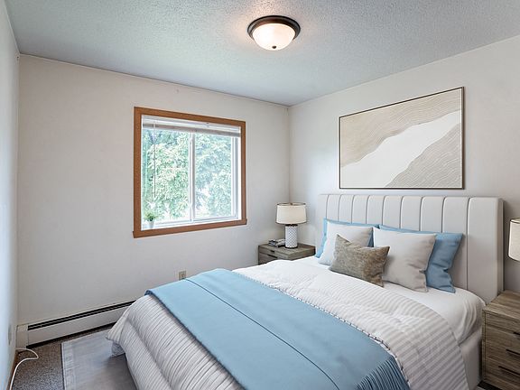 Fargo ND Morningside Apartments | 11A | Bedroom