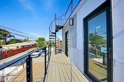 3064 Imperial Ave Photo 1