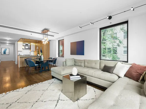211 E 13th St #4I, New York, NY 10003