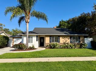 17515 Blythe St, Northridge, CA 91325
