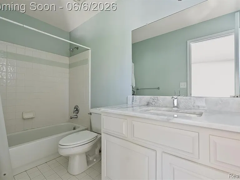 2962 Pheasant Ring Dr — Photo 34