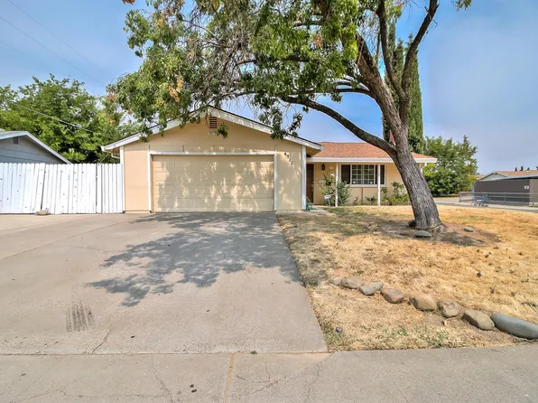 4711 Oakhollow Dr, Sacramento, CA 95842