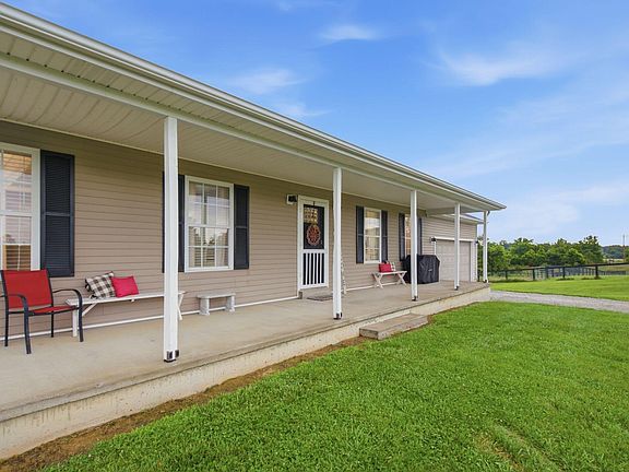 5th image of 1479 Puckett Rd