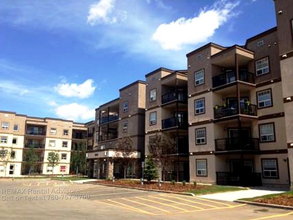 2nd image of 2035 Grantham Ct NW #316