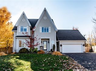 24 Oak Hill Ct, Moncton, NB E1G 3T9